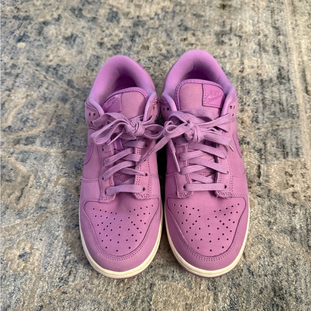 Nike Lavender Athletic Shoes